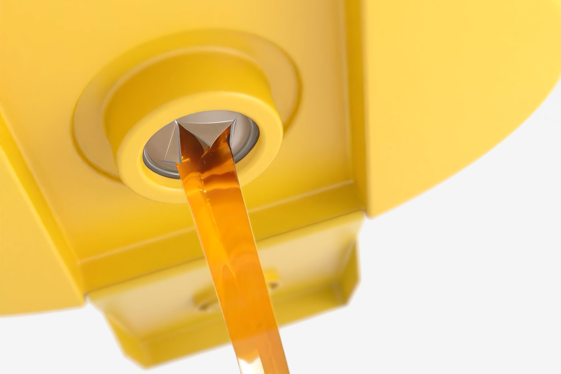CNC25010 W1 HoneySqueezePack 2 ValveAction